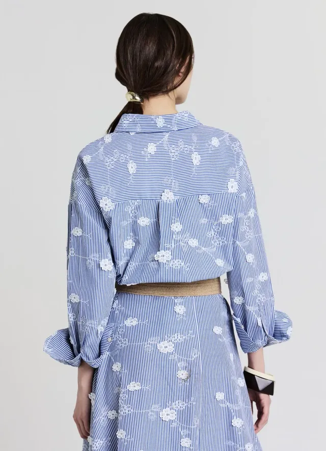 Calliope chemise longue brodée boutonnée femme