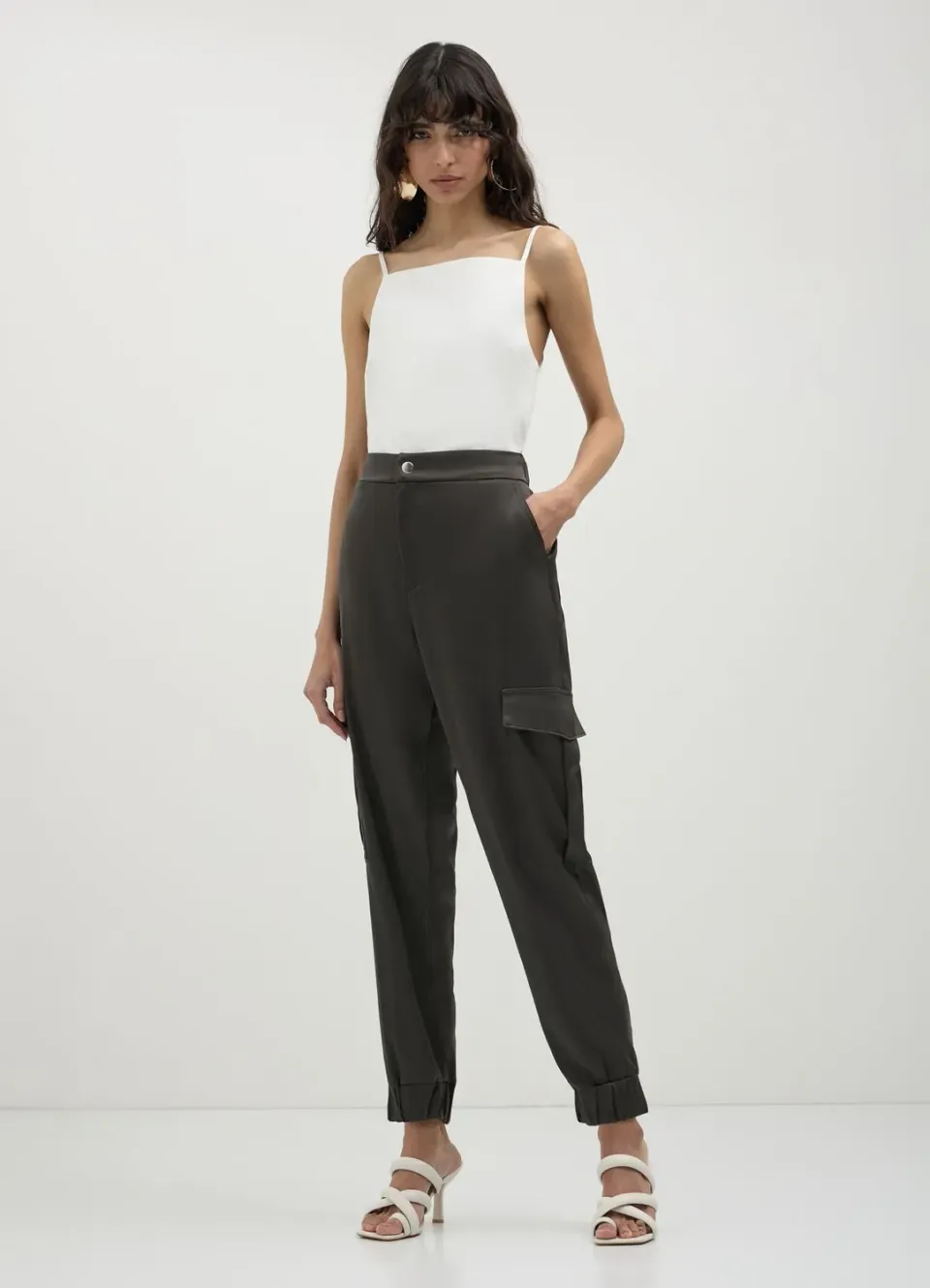 Calliope pantalon cargo satiné femme S regular