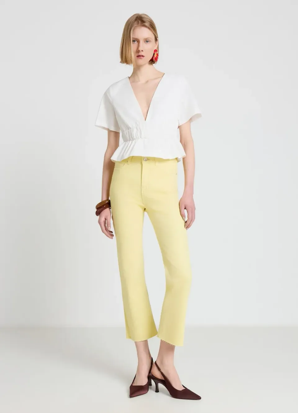 Calliope top peplum col V femme taille resserrée