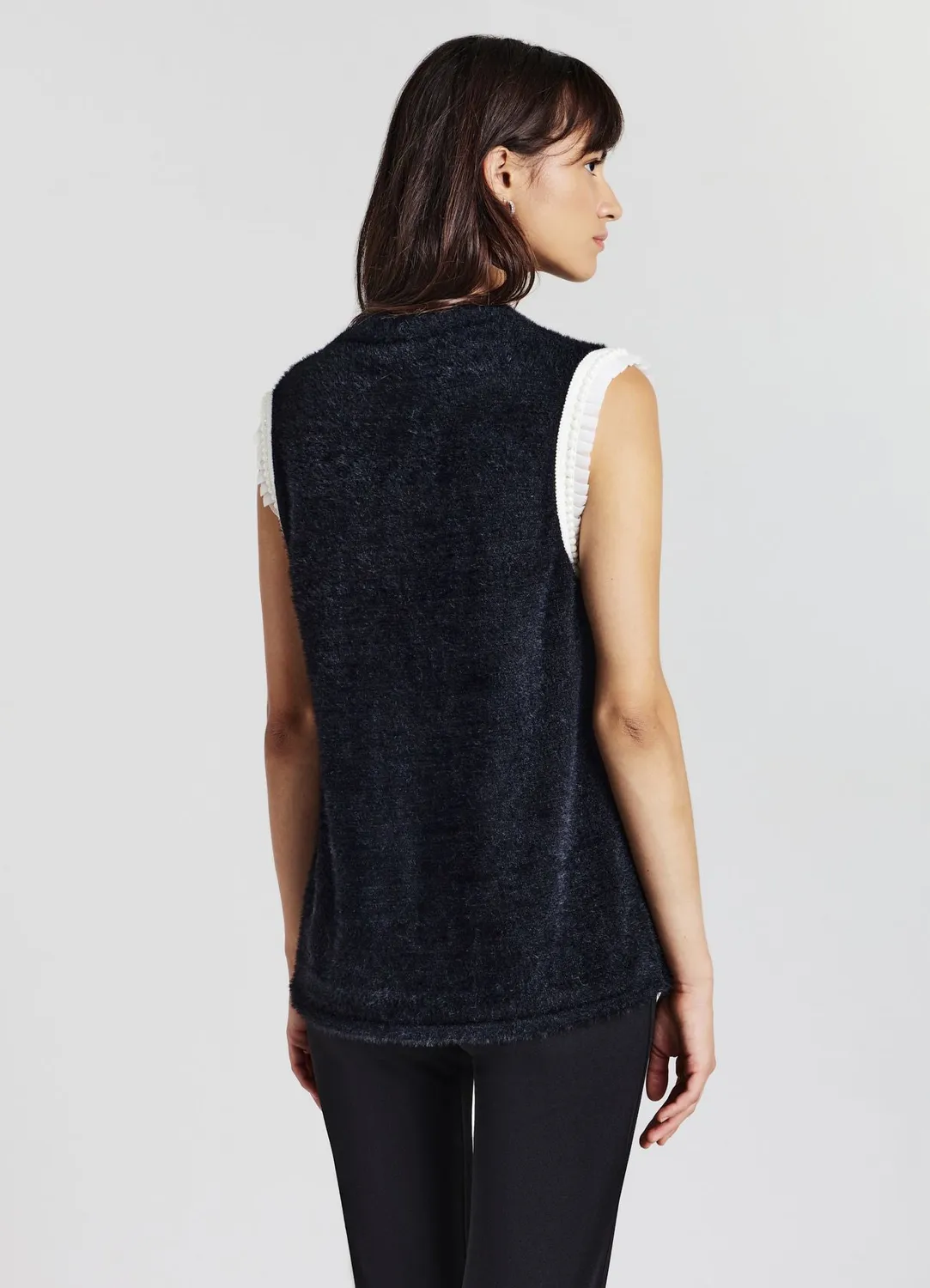 Calliope Top Sans Manches Passementerie Femme Col V