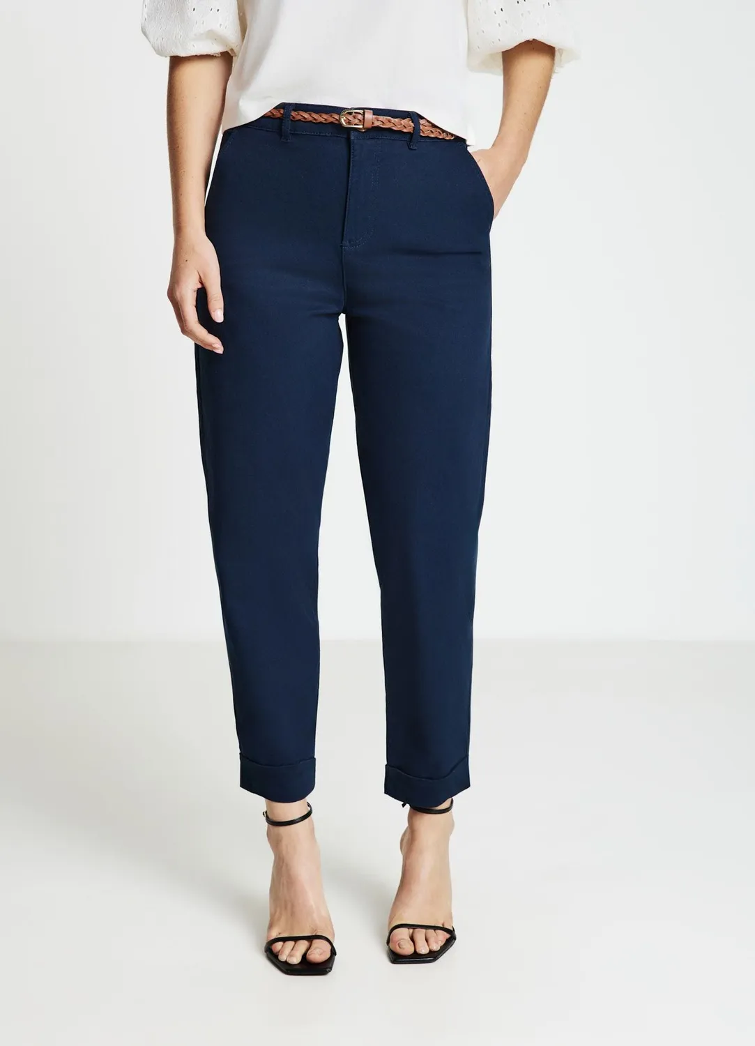 Calliope pantalon chino ceinture tressée femme