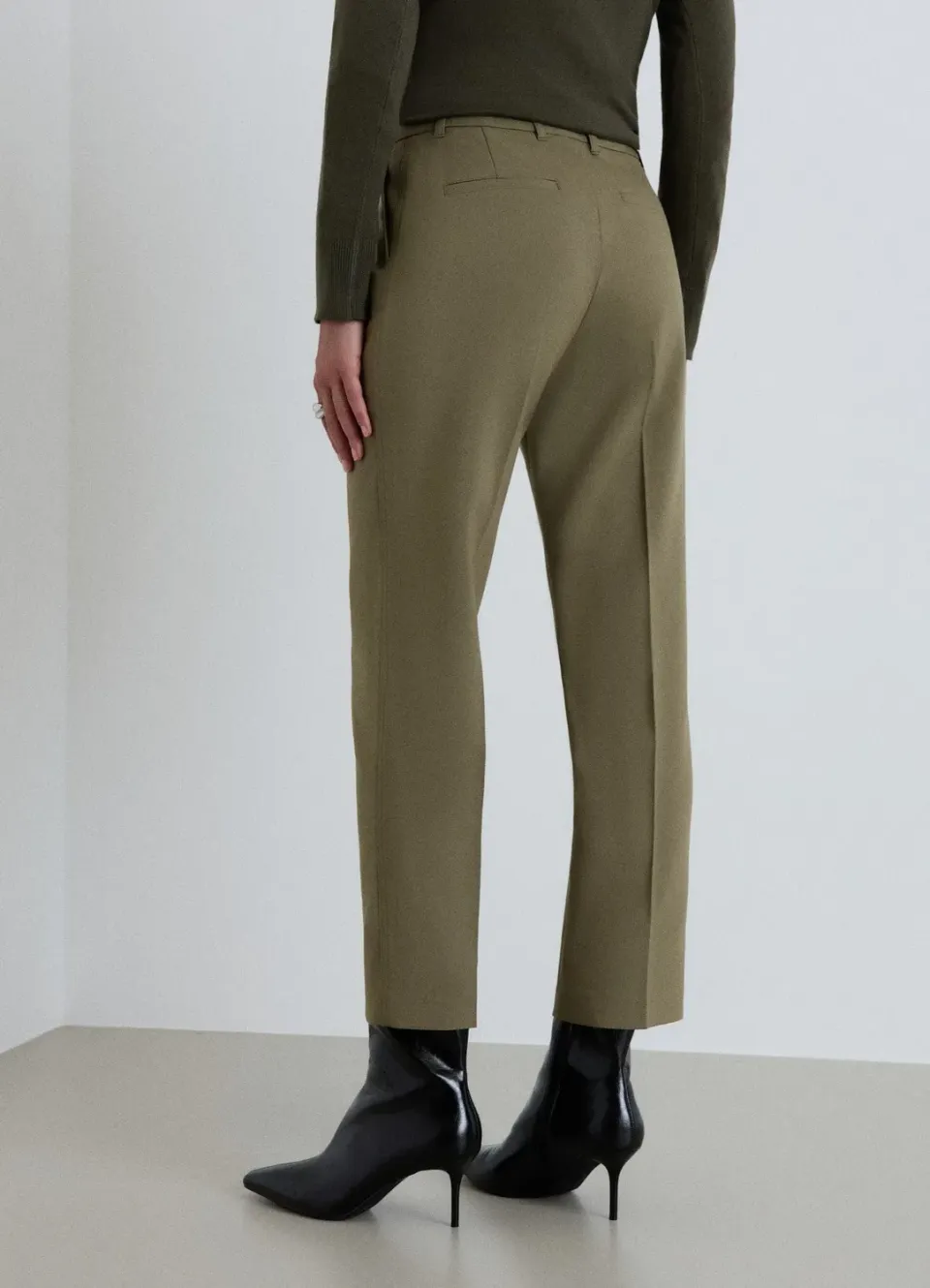 Calliope pantalon tailleur femme pinces droit