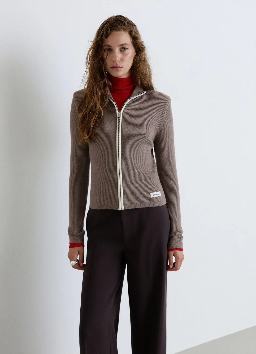 Calliope cardigan zippé femme côtes col montant