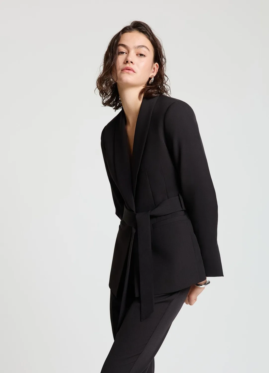 Calliope veste blazer ceinturée femme unie soirée
