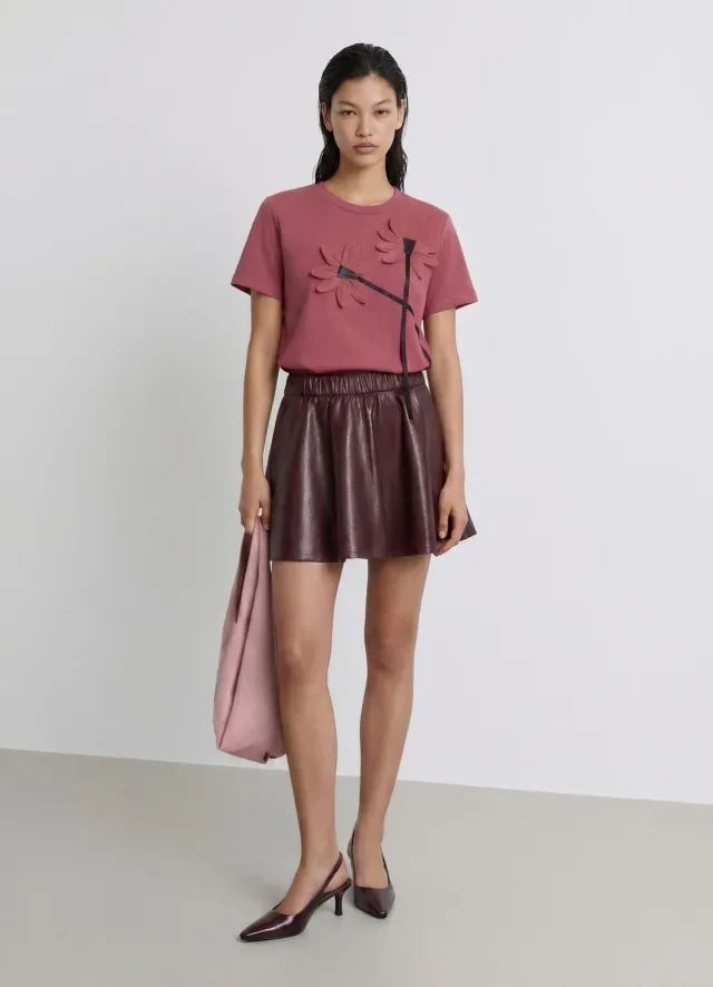Calliope t-shirt fleurs appliquées manches courtes femme