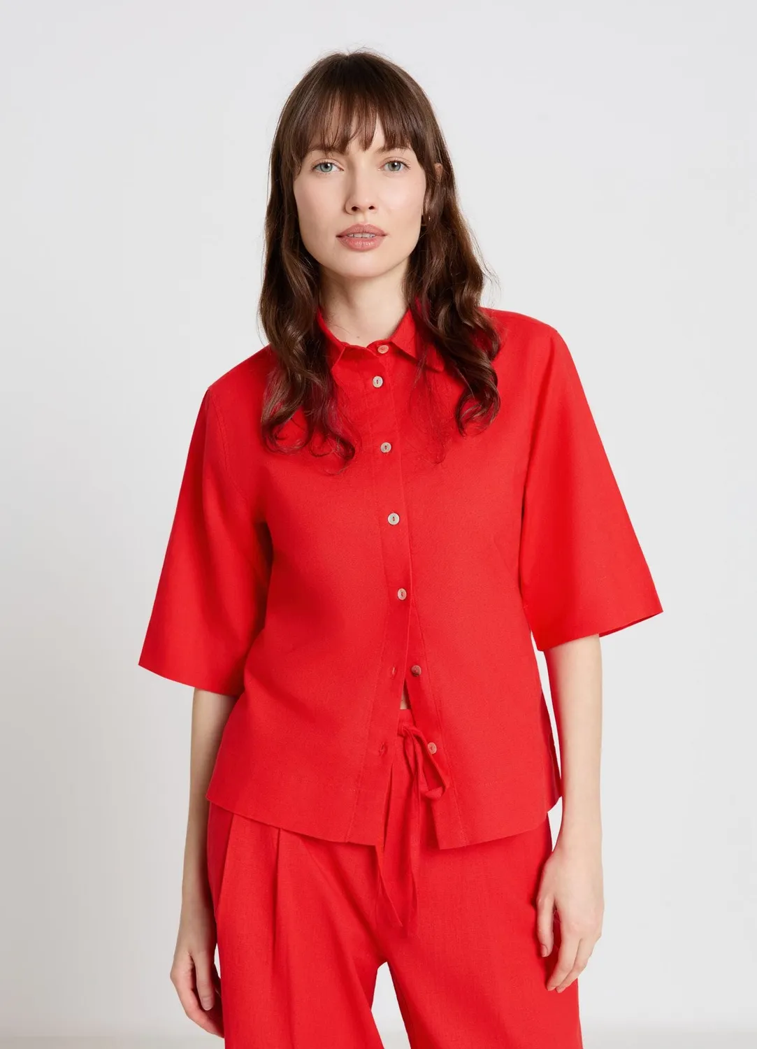 Calliope chemise unie femme lin col classique