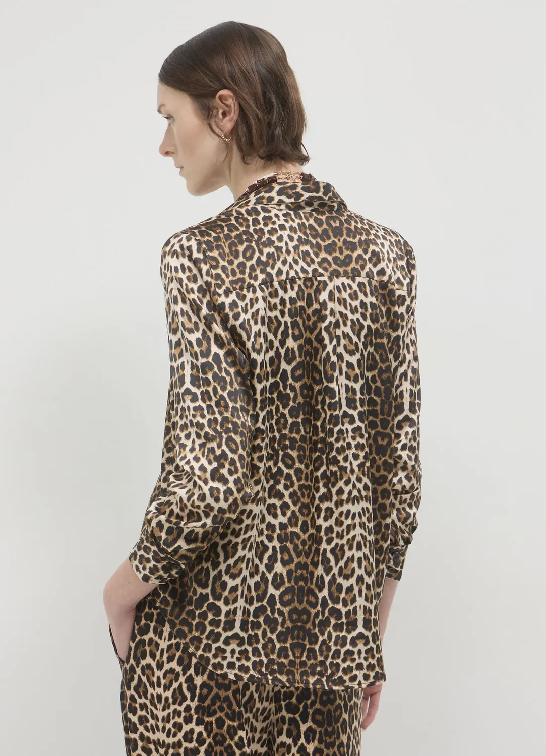 Calliope chemise satin animalier manches longues femme