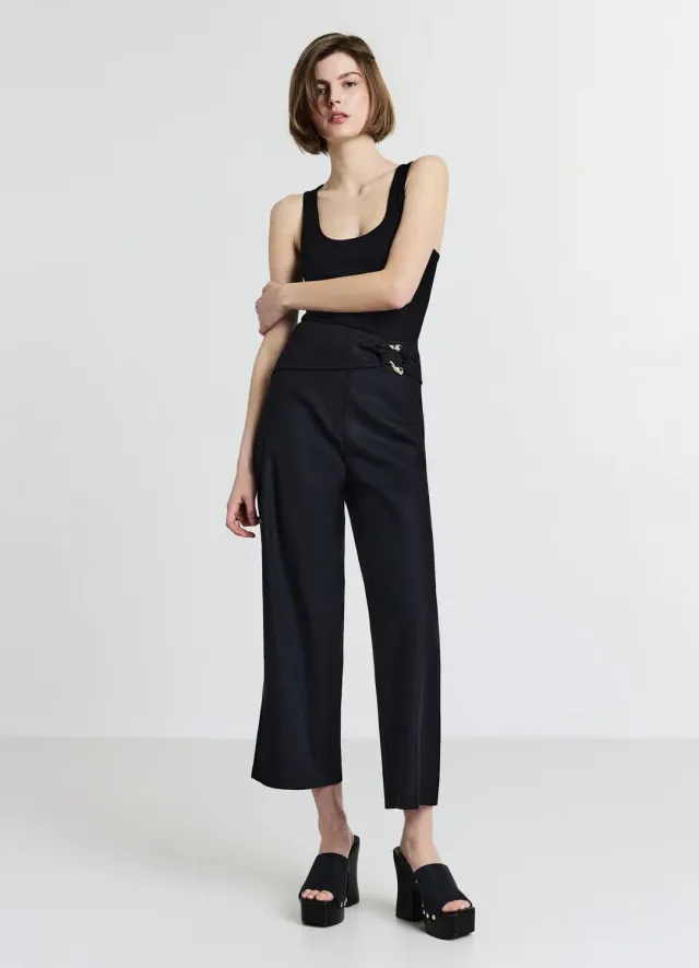 Calliope pantalon culotte à boucle femme