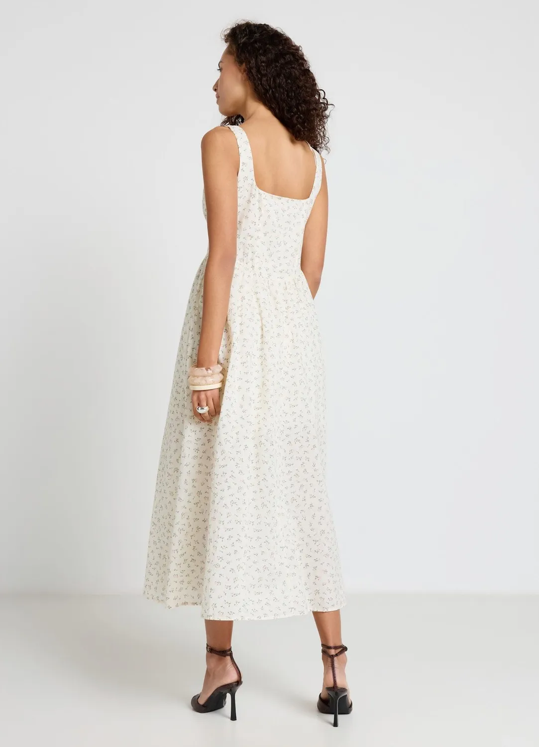 Calliope robe longue fleurs col carré femme