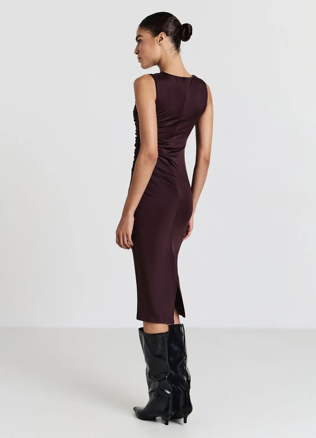 Calliope robe longue froncée sans manches femme