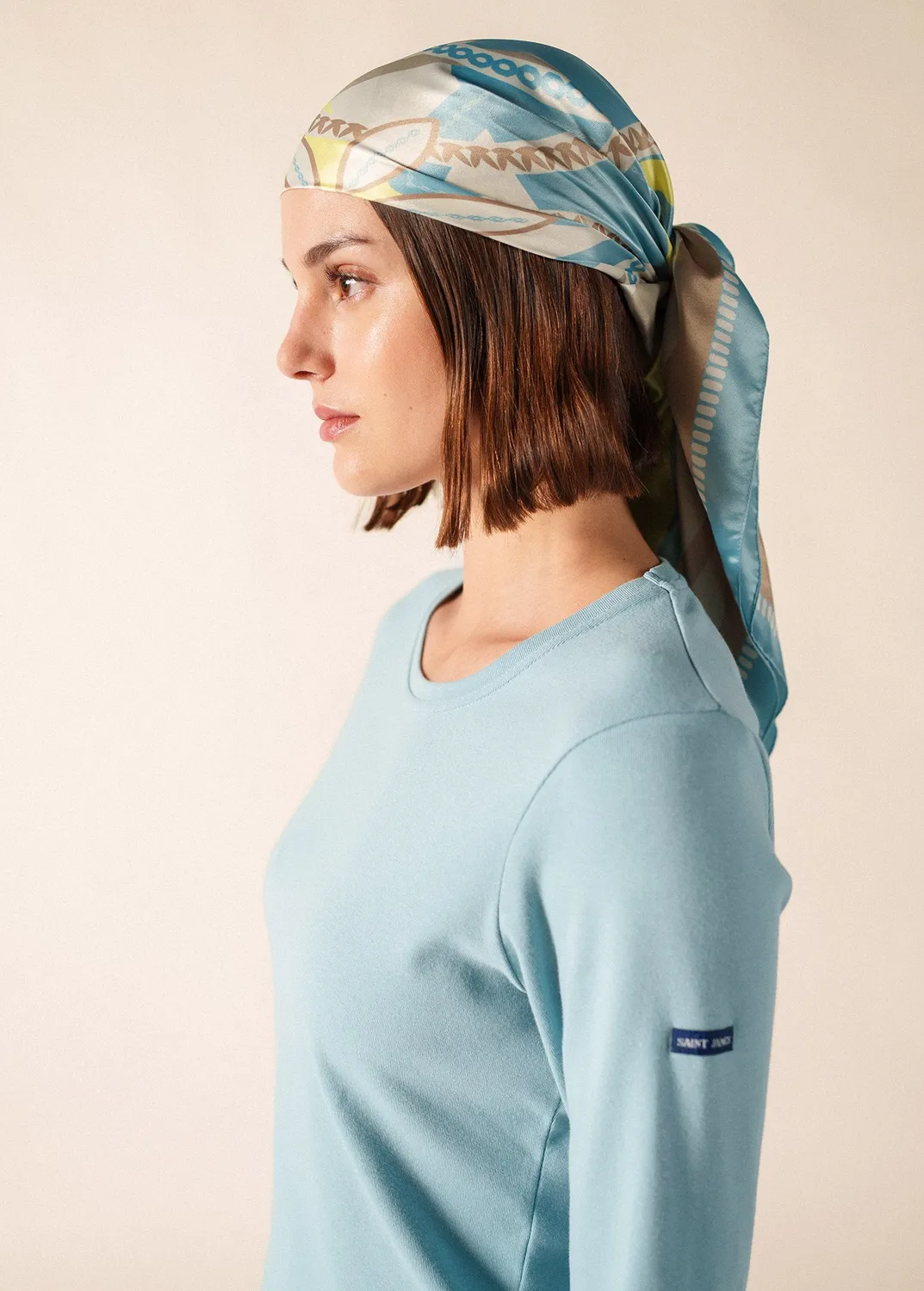 Saint James Doux Relief carré foulard céleste clair