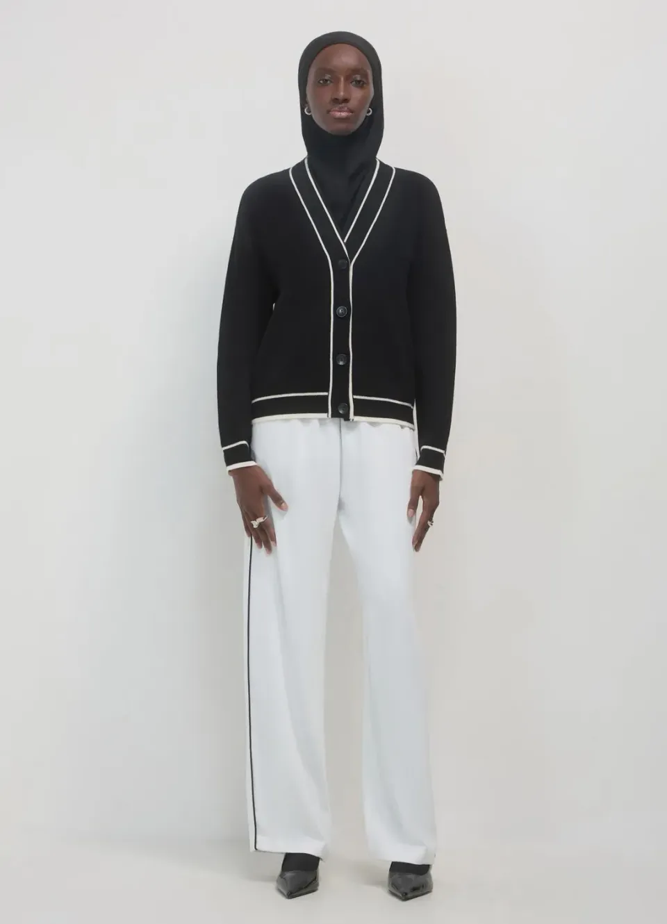 Calliope cardigan femme col V profils contraste boutonné