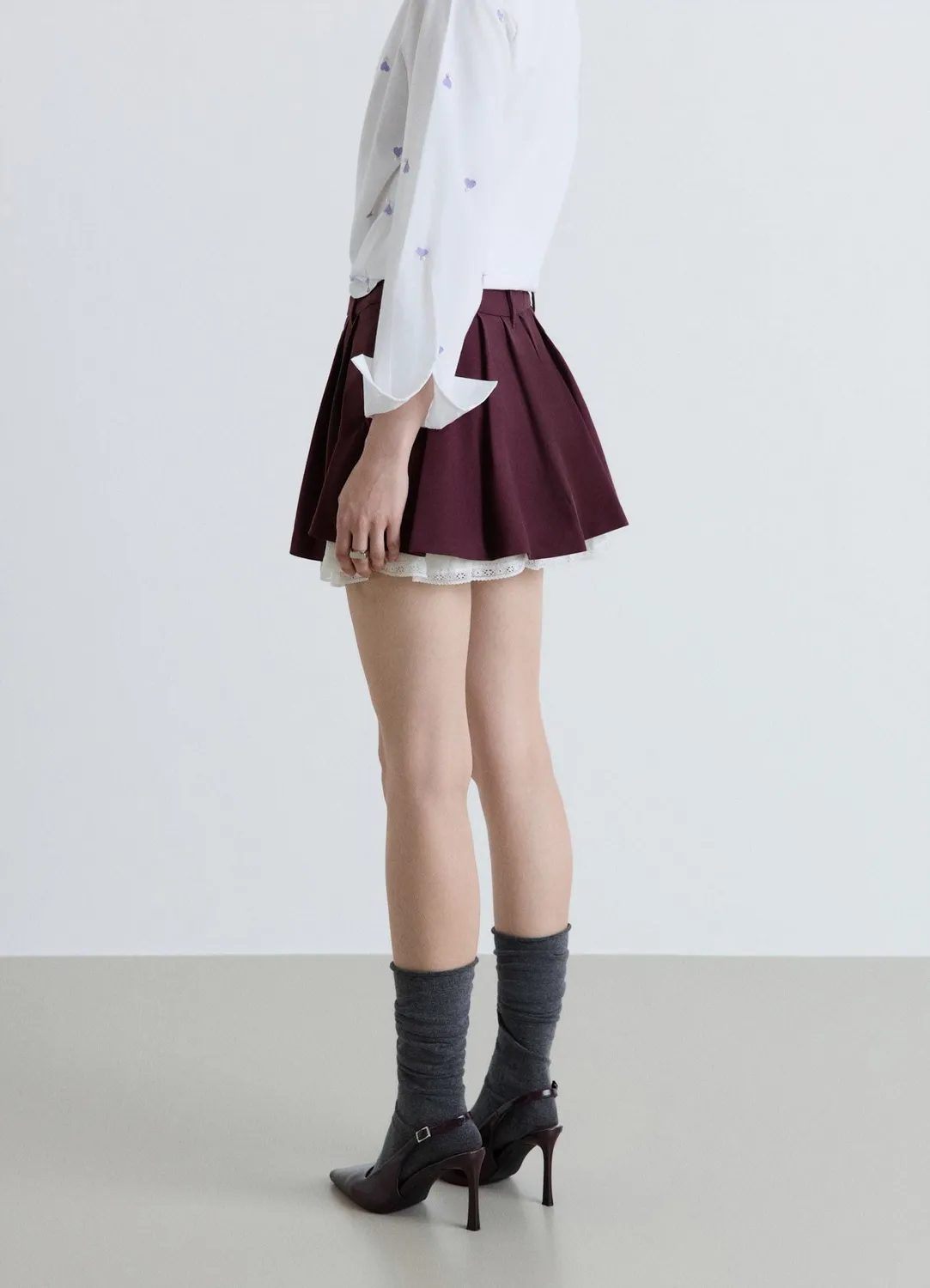 Calliope Short Plissé Bord Dentelle Femme Taille Haute