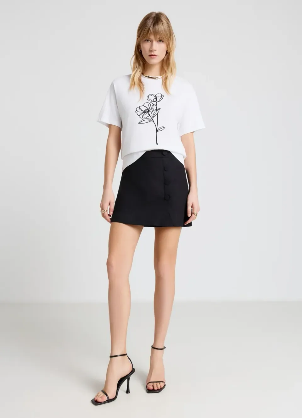 Calliope jupe-short boutons latéraux taille haute