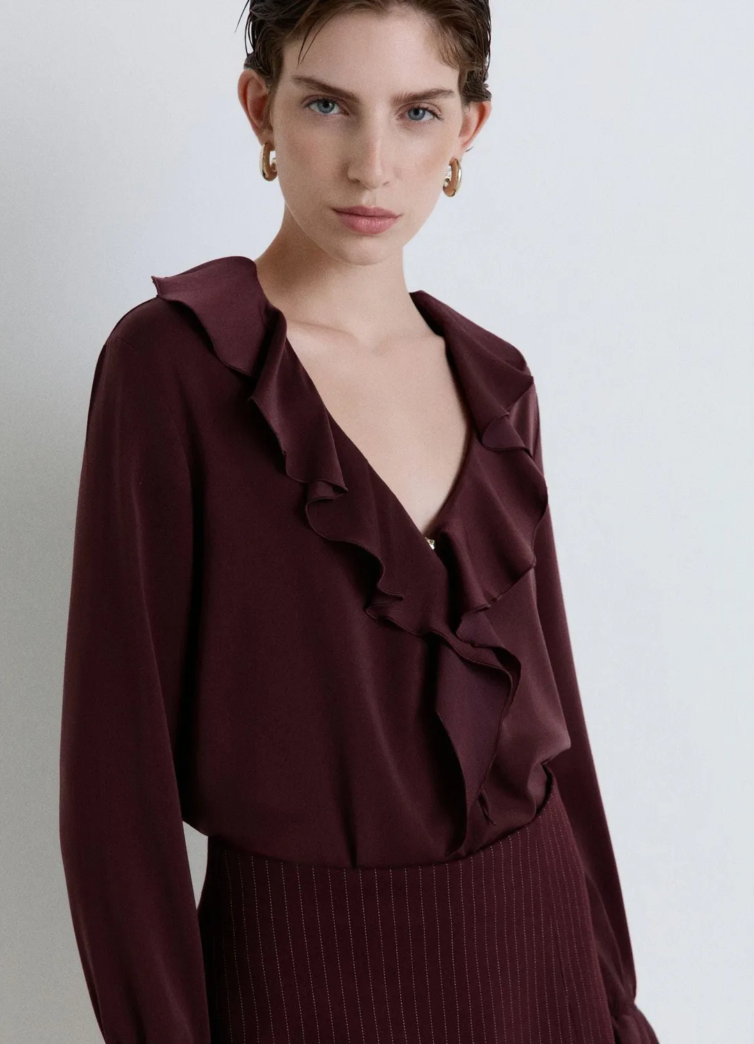 Calliope blouse volants satinée col V femme S