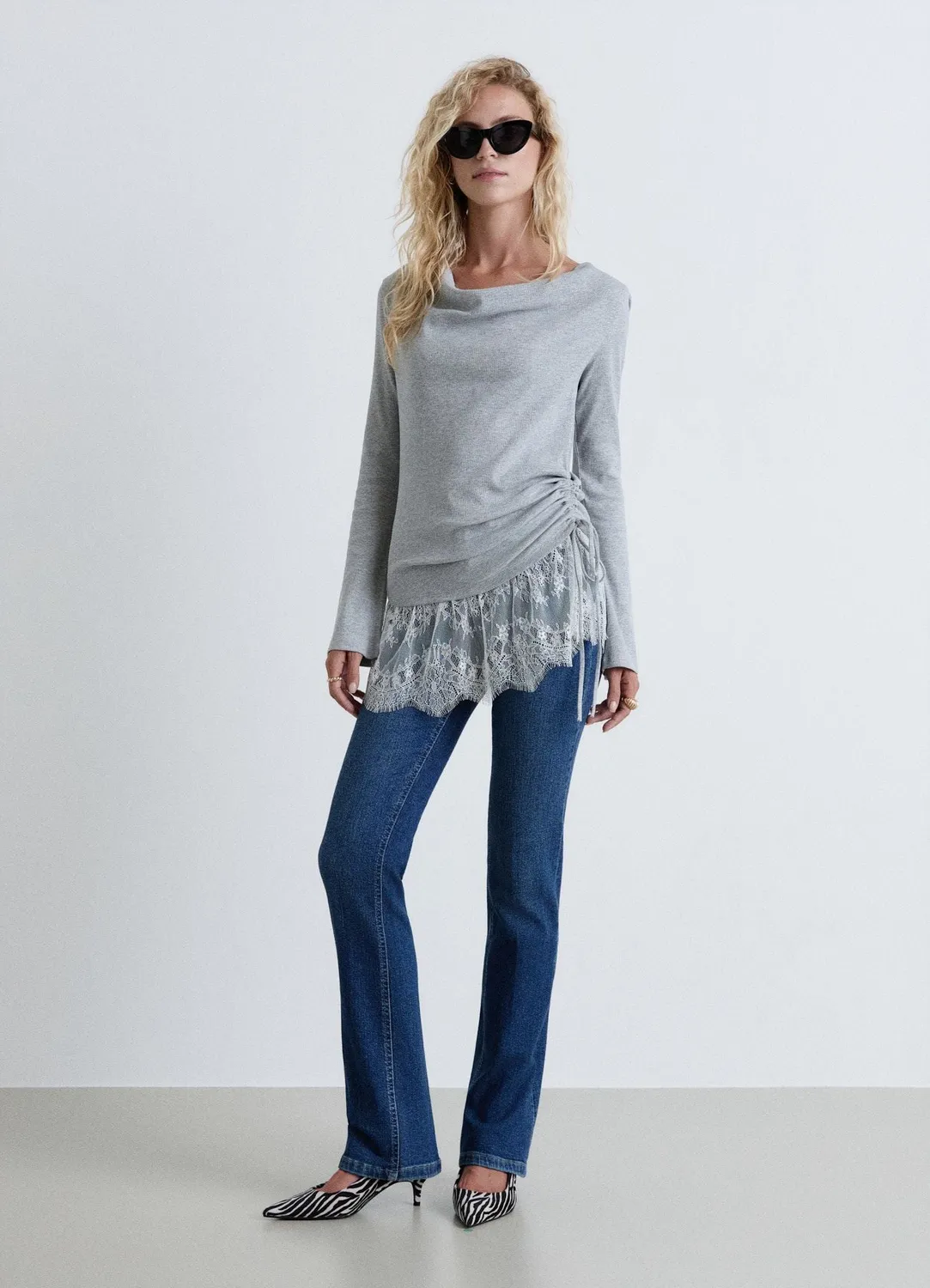 Calliope Dentelle t-shirt femme col cascade
