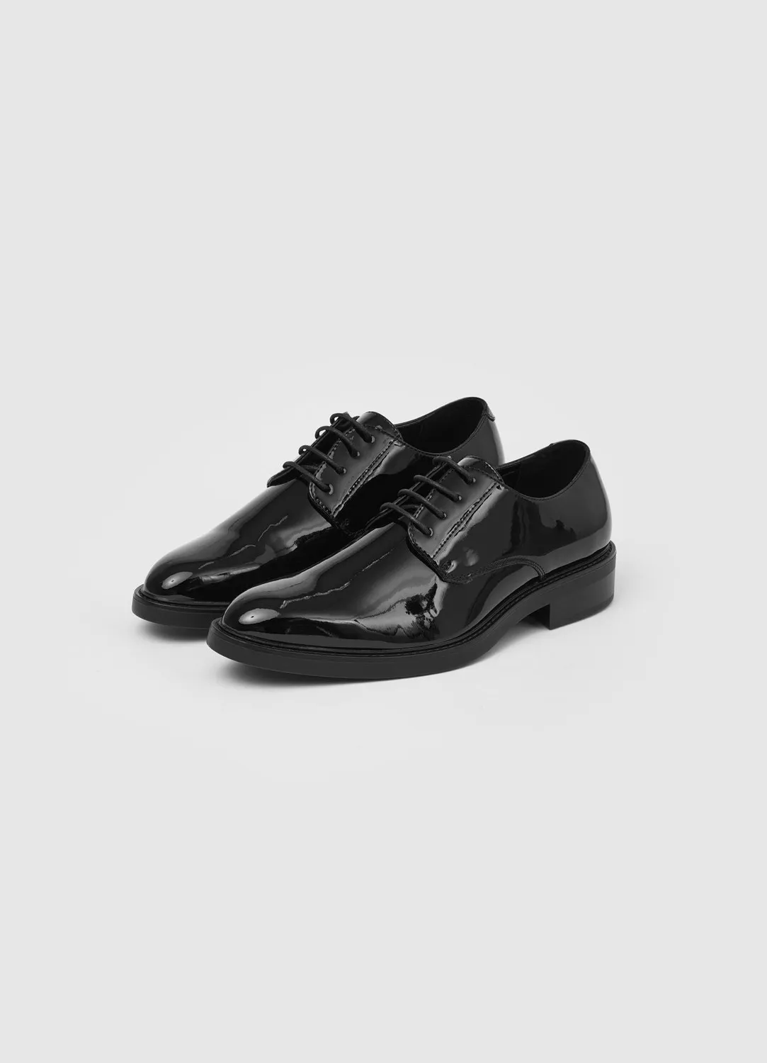 Calliope chaussures classiques vernies homme brillantes