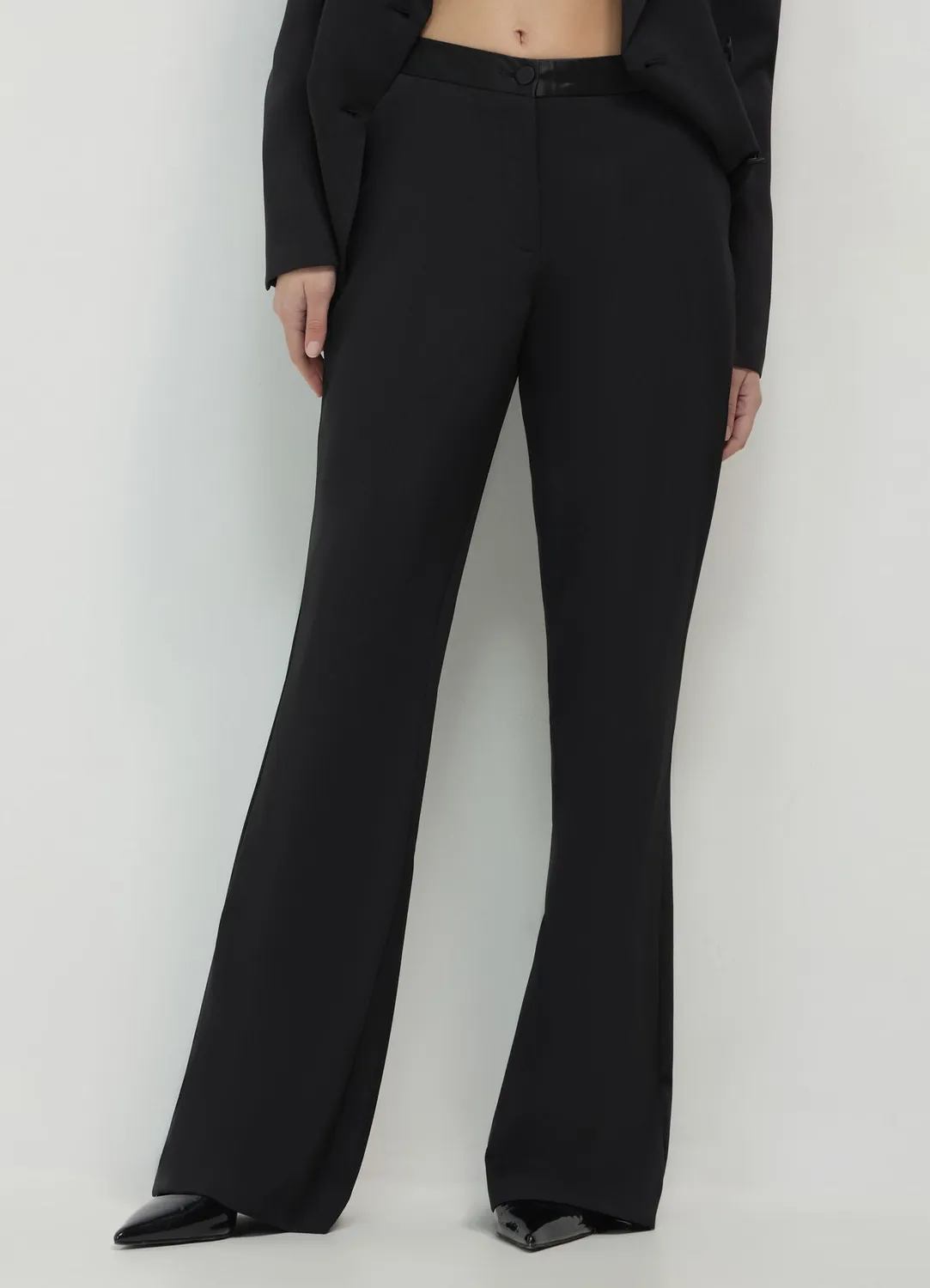 Calliope pantalon flare femme bande satin coupe regular