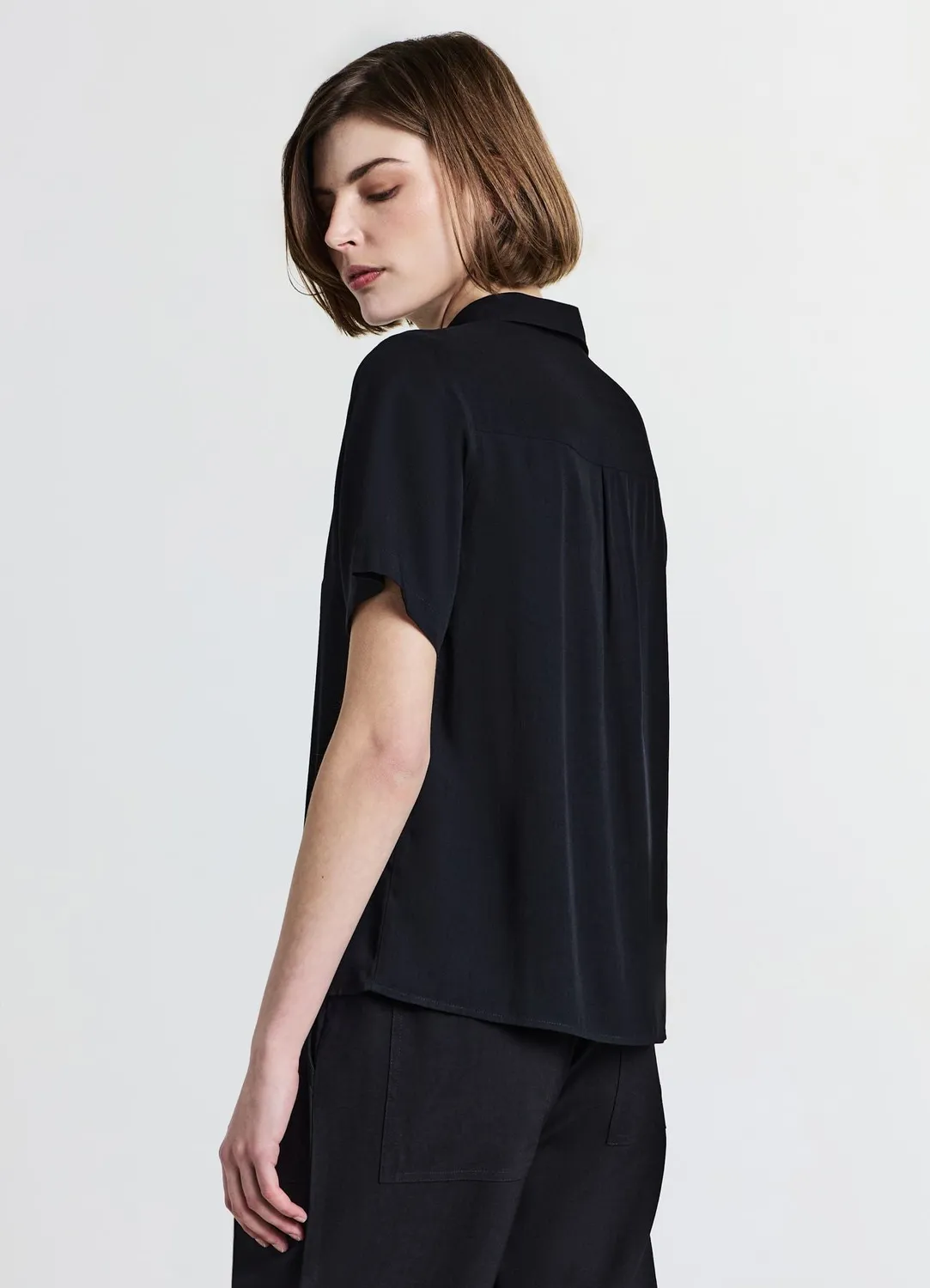 Calliope chemise femme manches courtes unie bureau