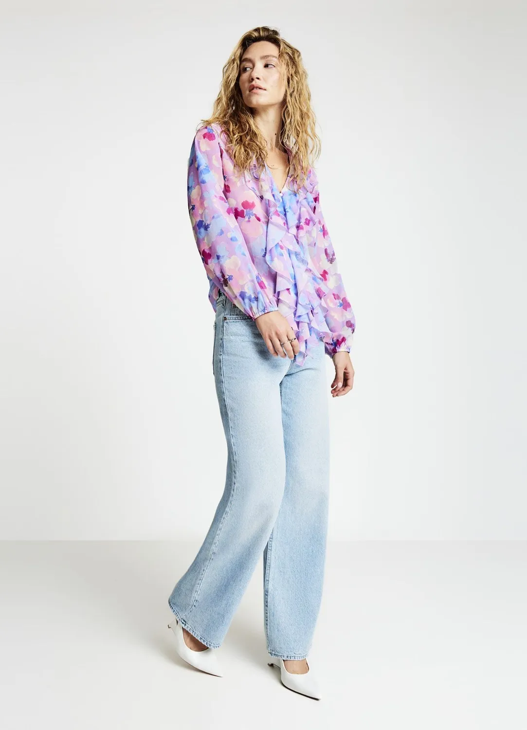 Calliope blouse fleurie volants femme col V