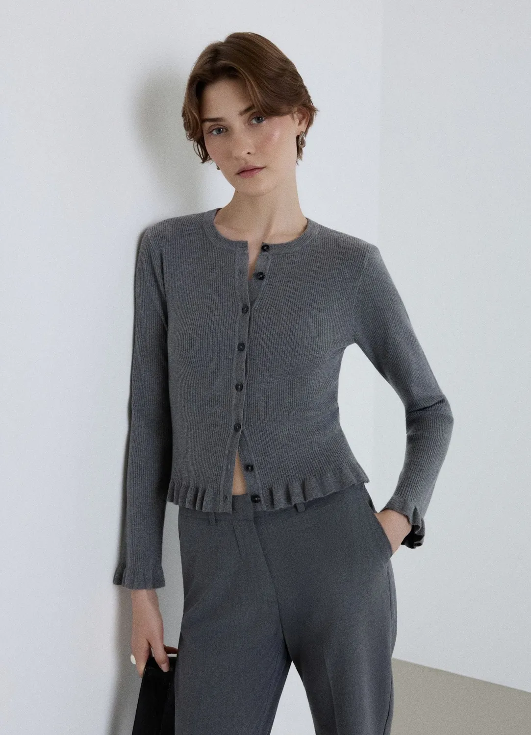Calliope Cardigan côtelé femme volants boutons