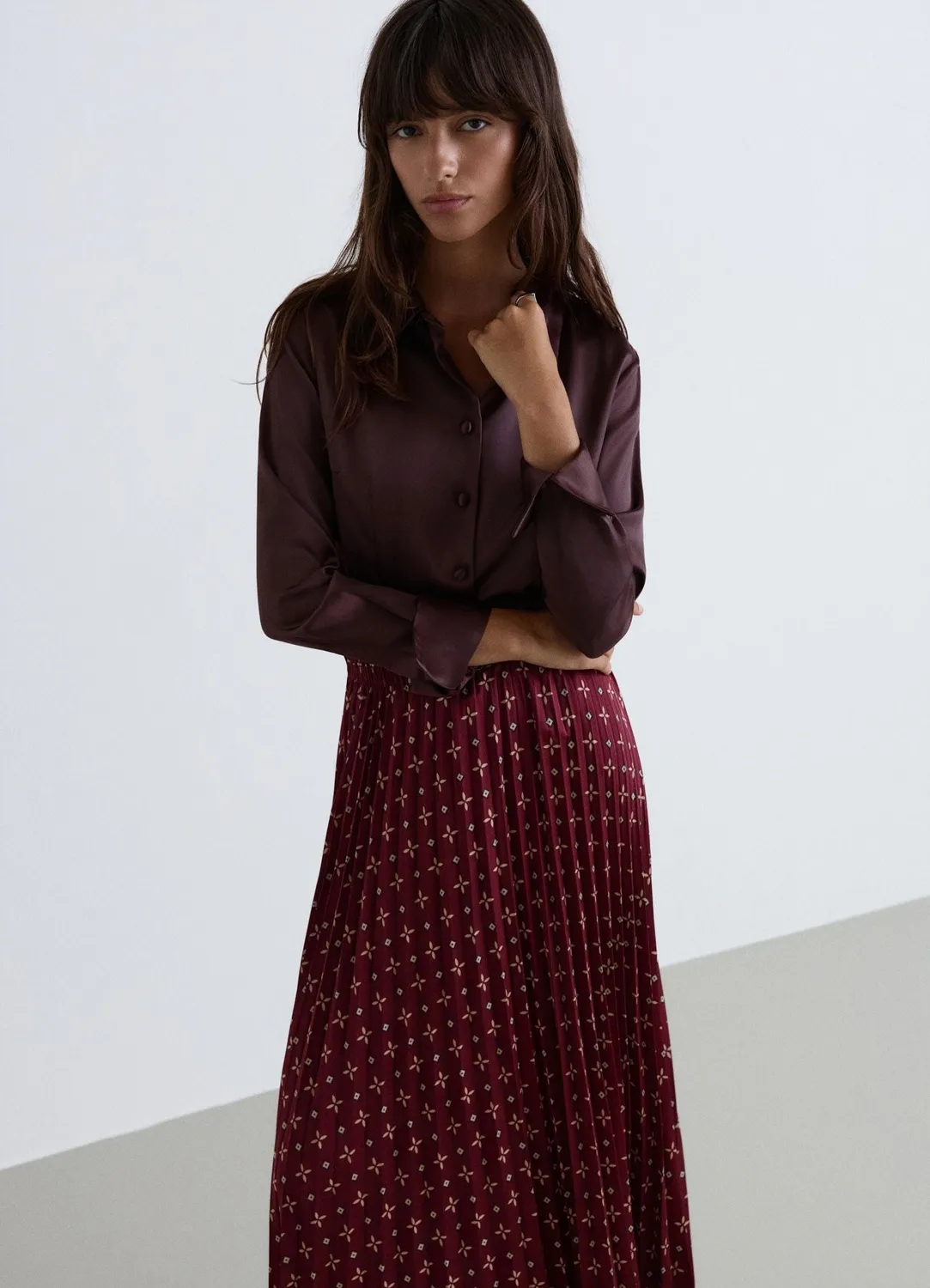 Calliope chemise crop satinée femme unie