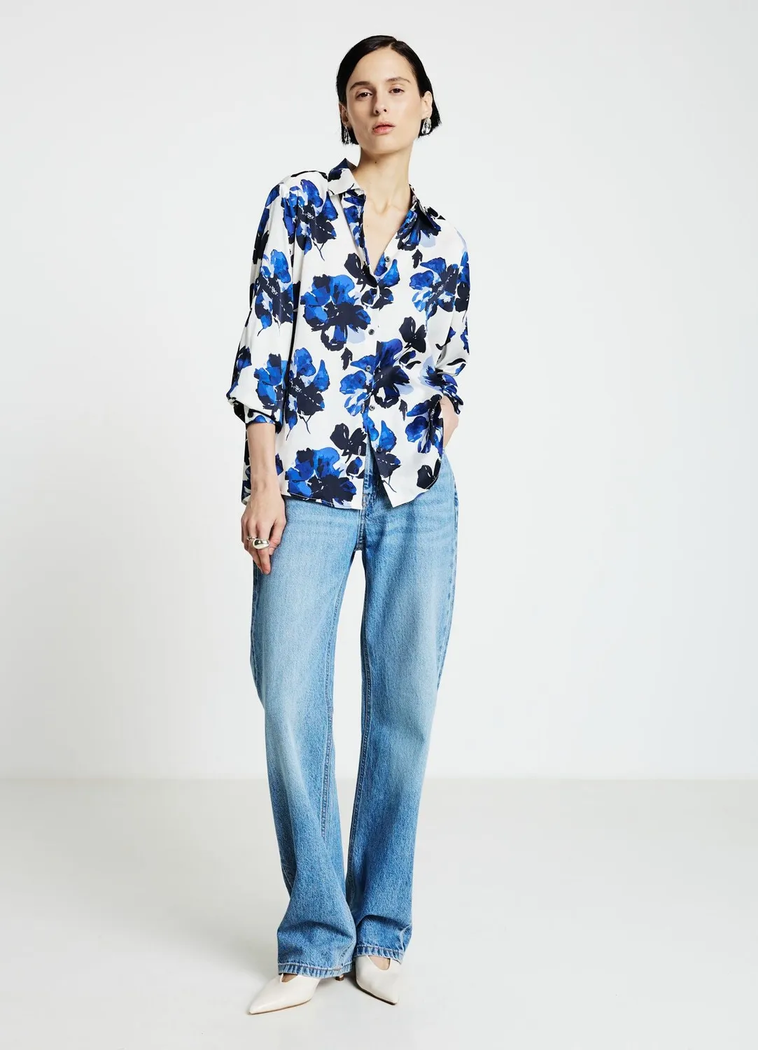 Calliope chemise fleurs satinée femme
