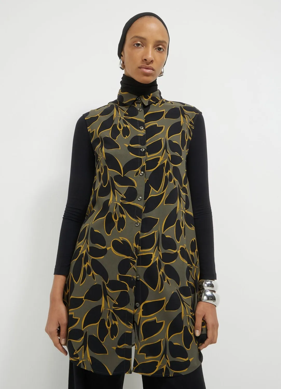 Calliope chemise longue sans manches à motif femme