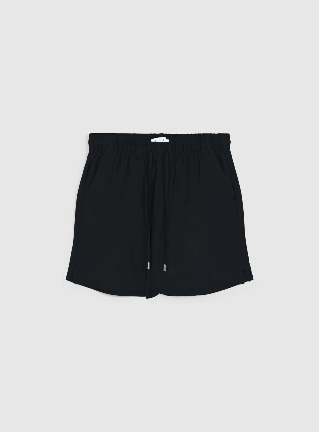 Calliope short uni femme coupe regular poches