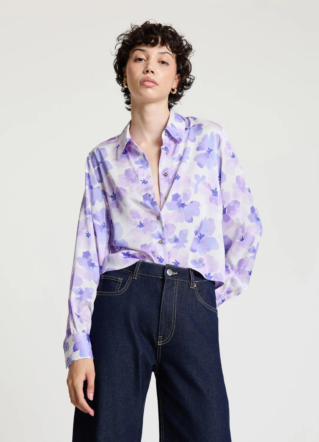 Calliope chemise satin fleuri femme crop manches ballon