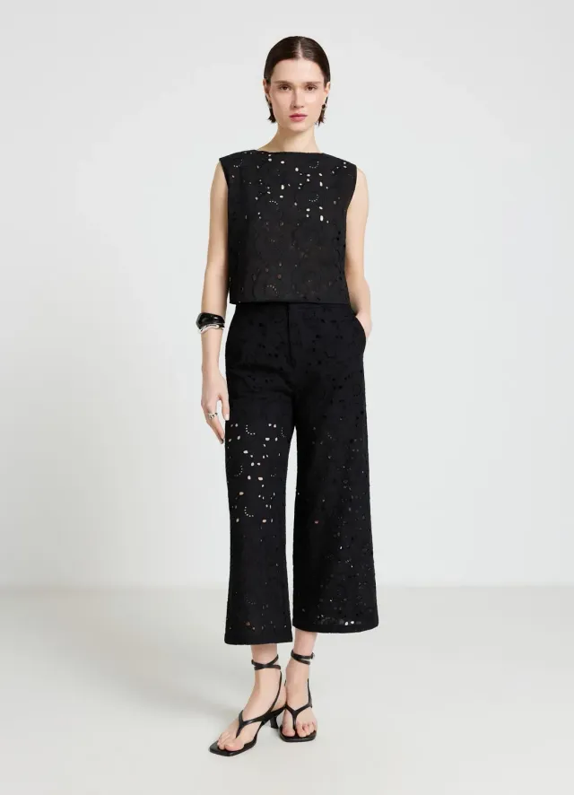 Calliope top femme broderie florale sans manches court