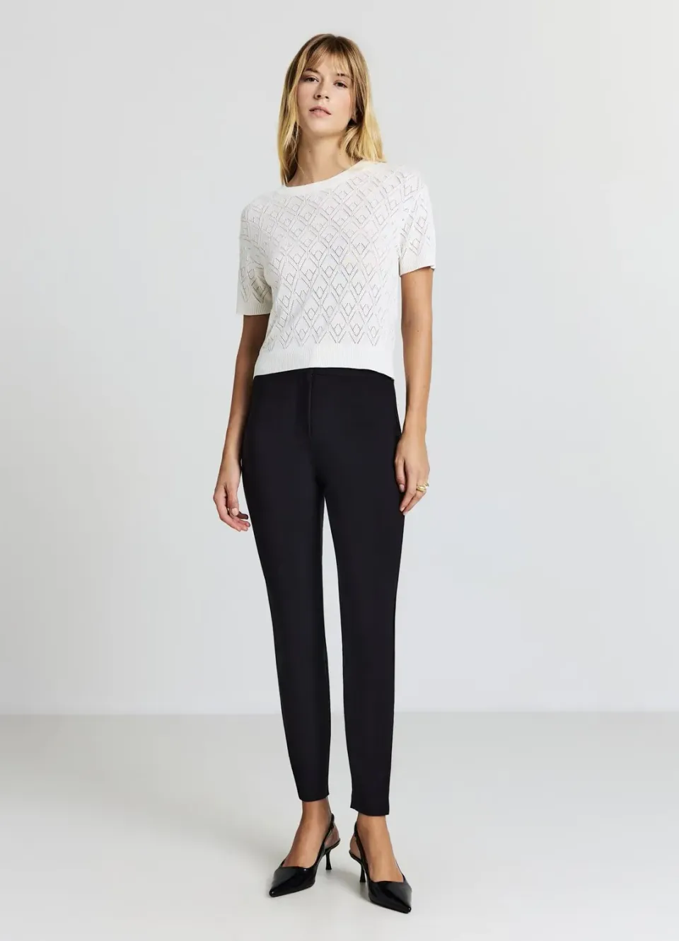 Calliope t-shirt femme uni point ajouré manches courtes