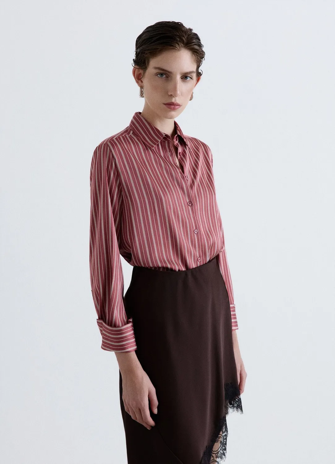 Calliope chemise rayée satinée col classique femme