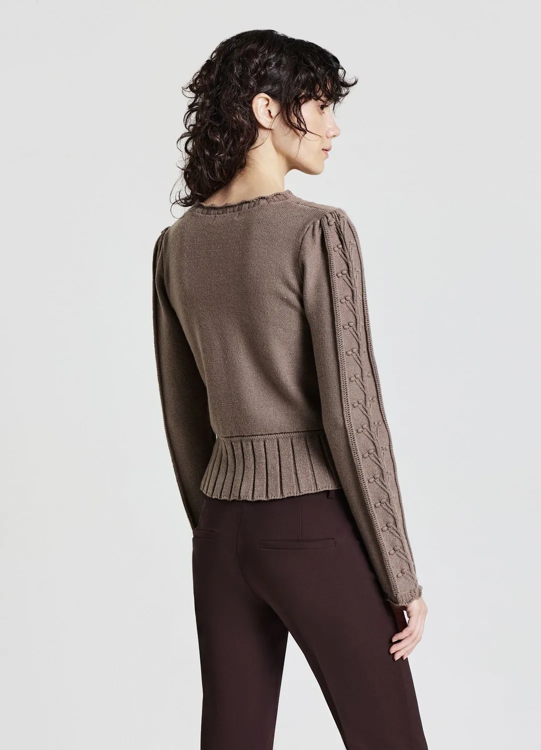 Calliope pull femme manches longues à volants