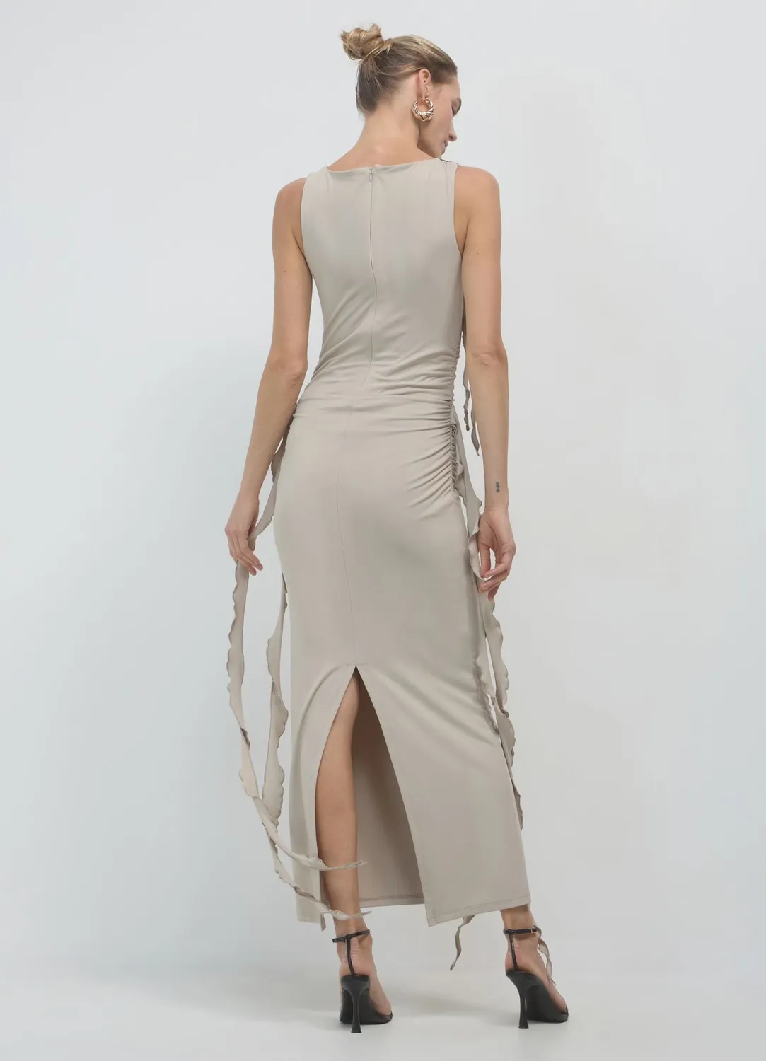 Calliope robe longue femme volants sans manches fente