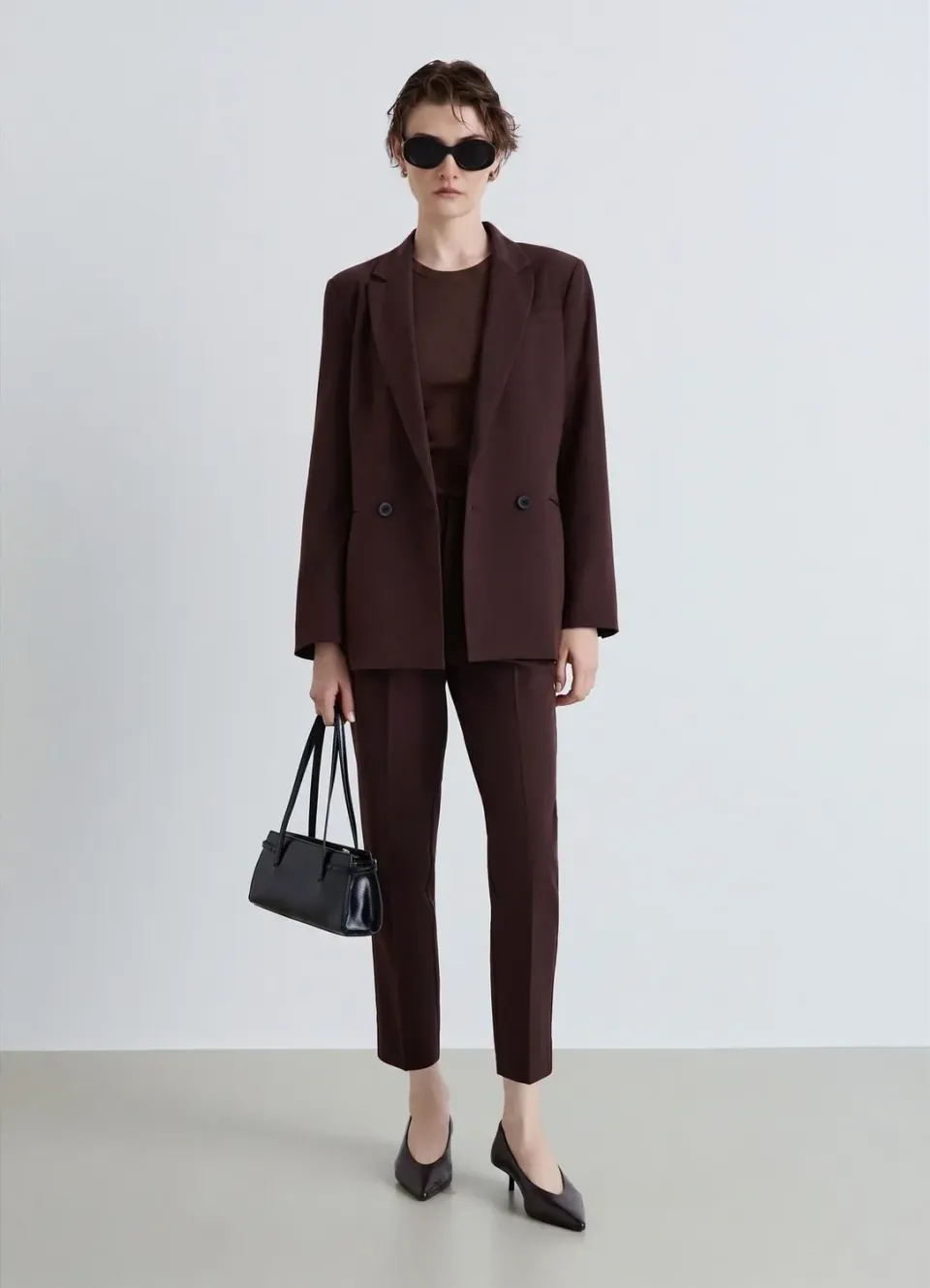 Calliope Pantaloni pantalon femme pinces droit uni