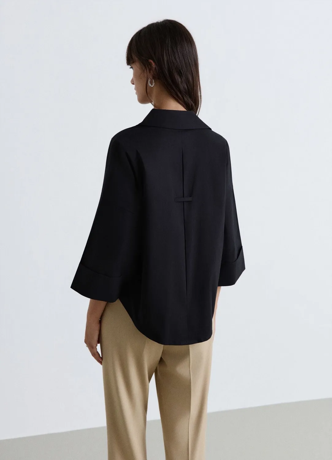 Calliope chemise oversize col V manches courtes femme