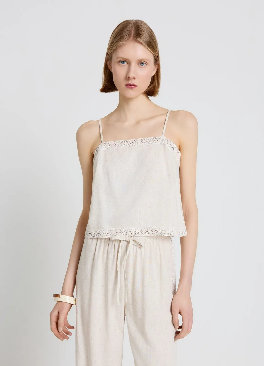 Calliope top uni bretelles passementerie femme