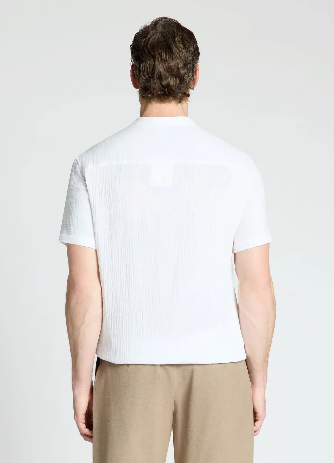 Calliope chemise homme col coréen unie