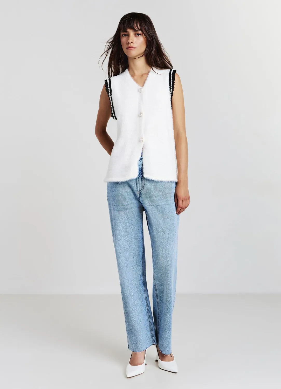 Calliope Maglia smanicata passamaneria top col V