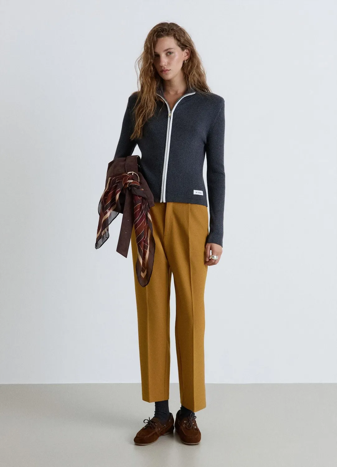 Calliope cardigan côtelé zip femme col montant