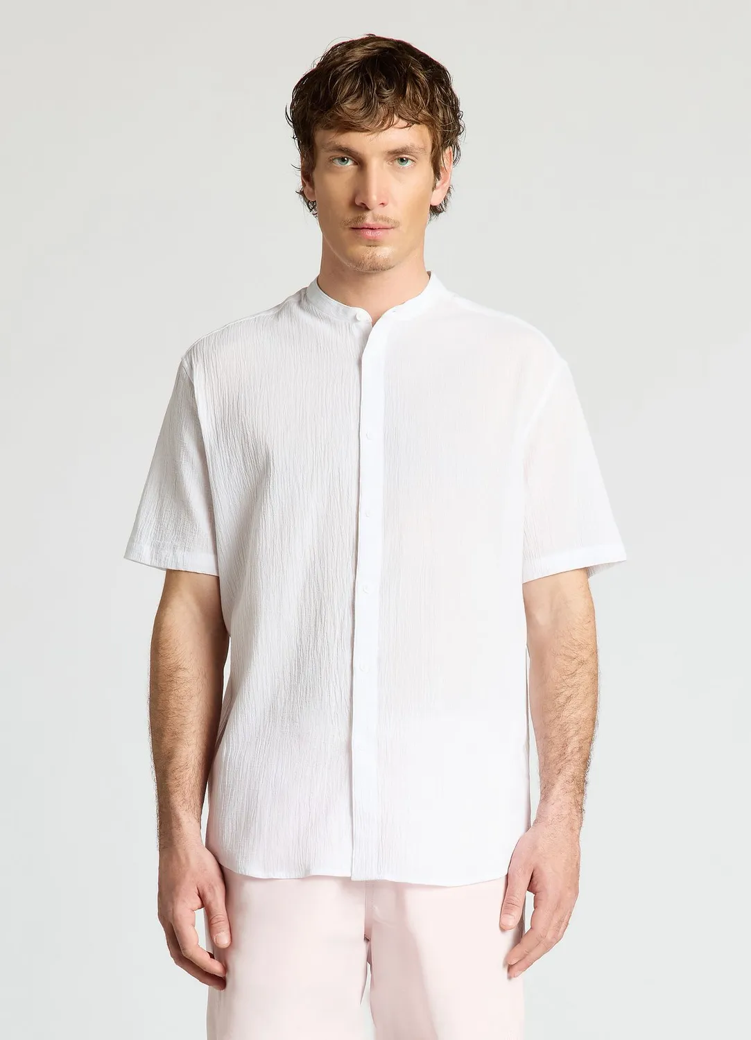 Calliope chemise col coréen homme manches courtes unie