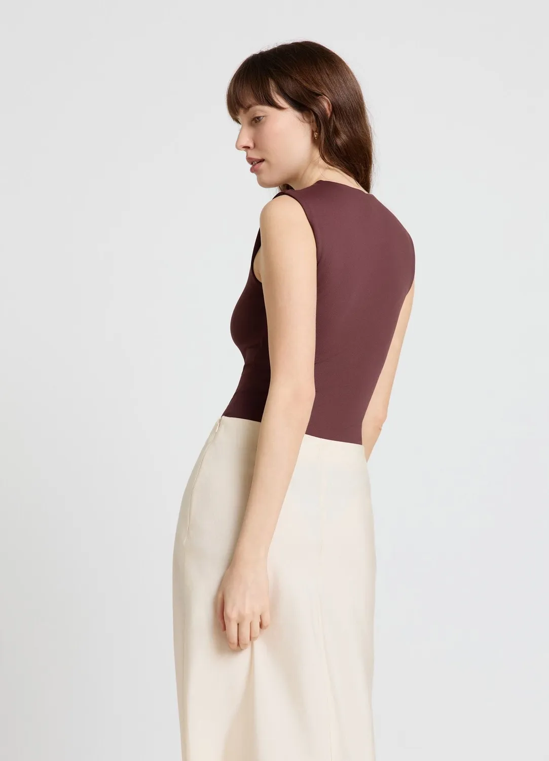 Calliope carré body femme sans manches pression