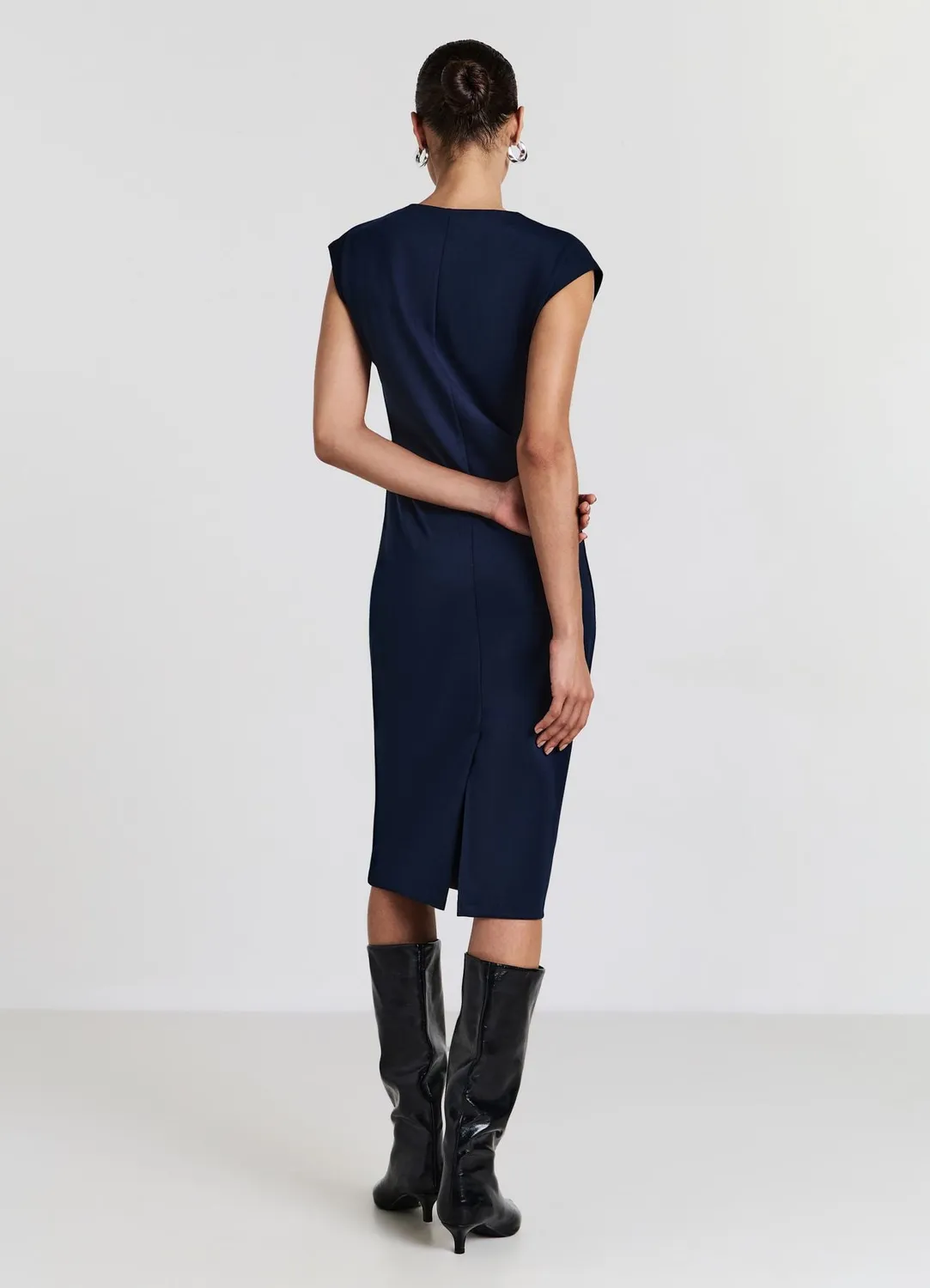 Calliope Atelier Tubino robe tube col V fente dos