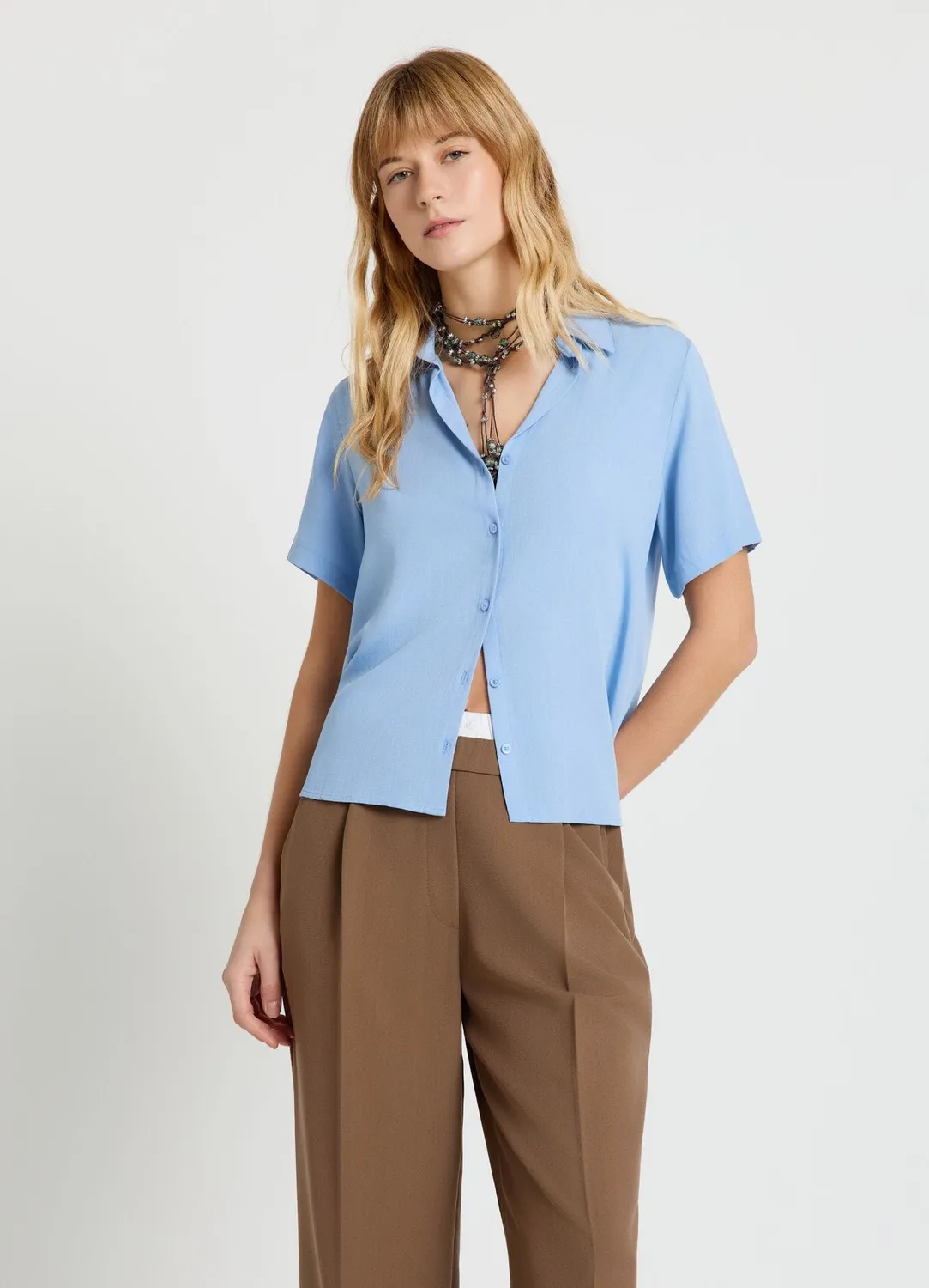 Calliope chemise manches courtes unie femme