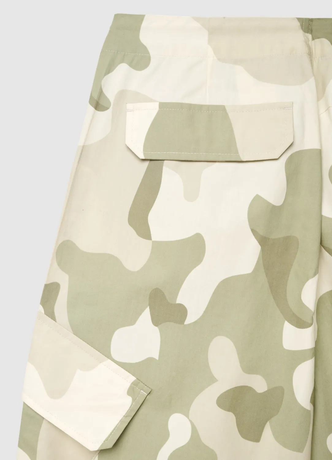 Calliope pantalon cargo camouflage femme coulisse