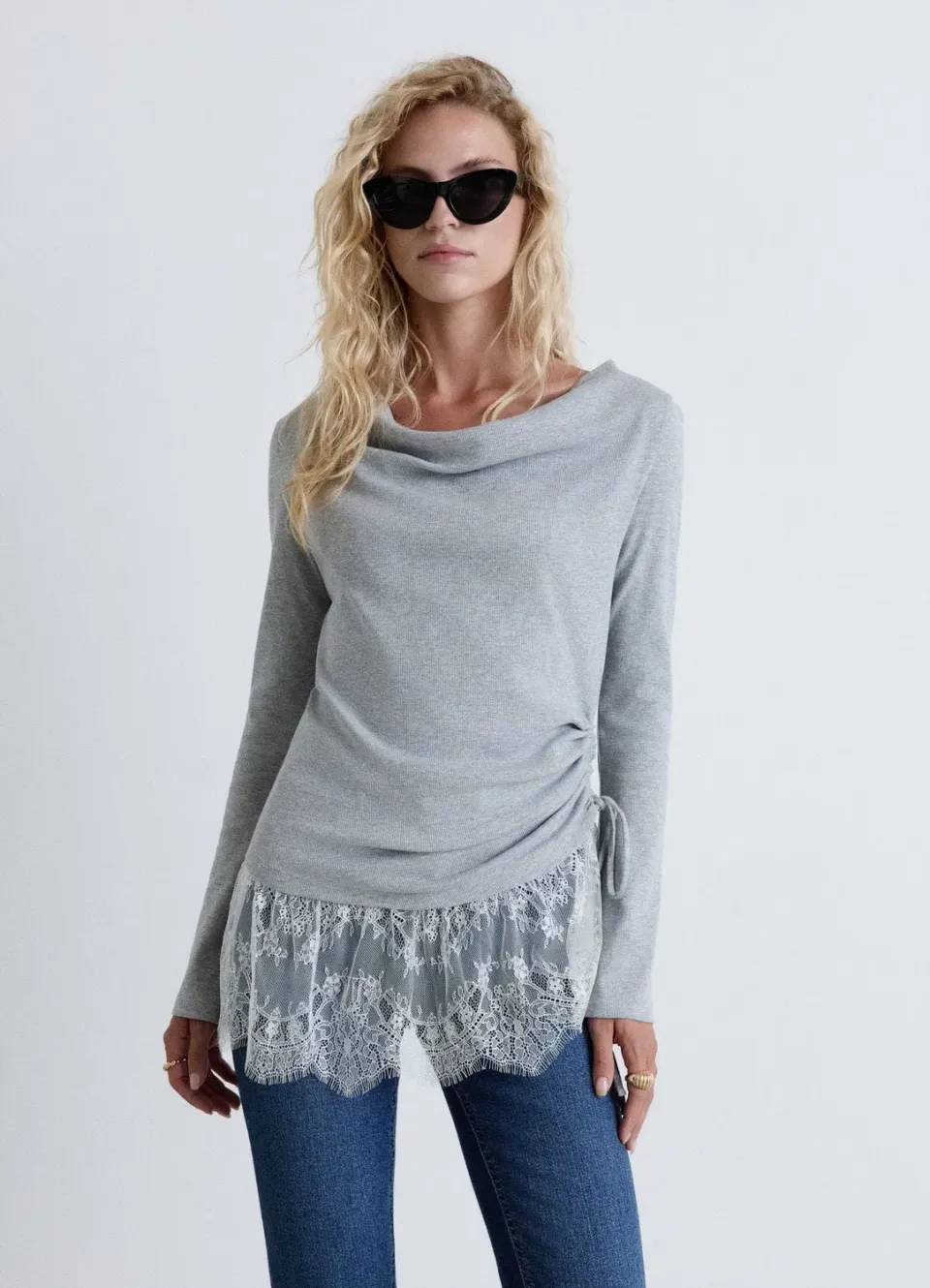 Calliope Dentelle t-shirt femme col cascade