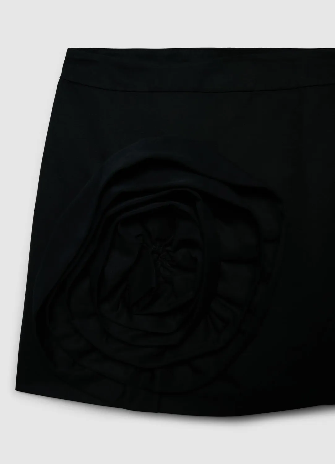 Calliope short à fleur appliquée femme chic soirée