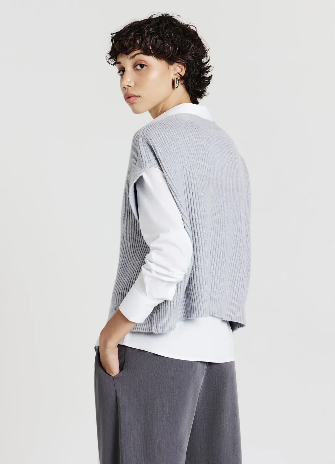 Calliope Gilet À Côtes femme col V boutonné sans manches