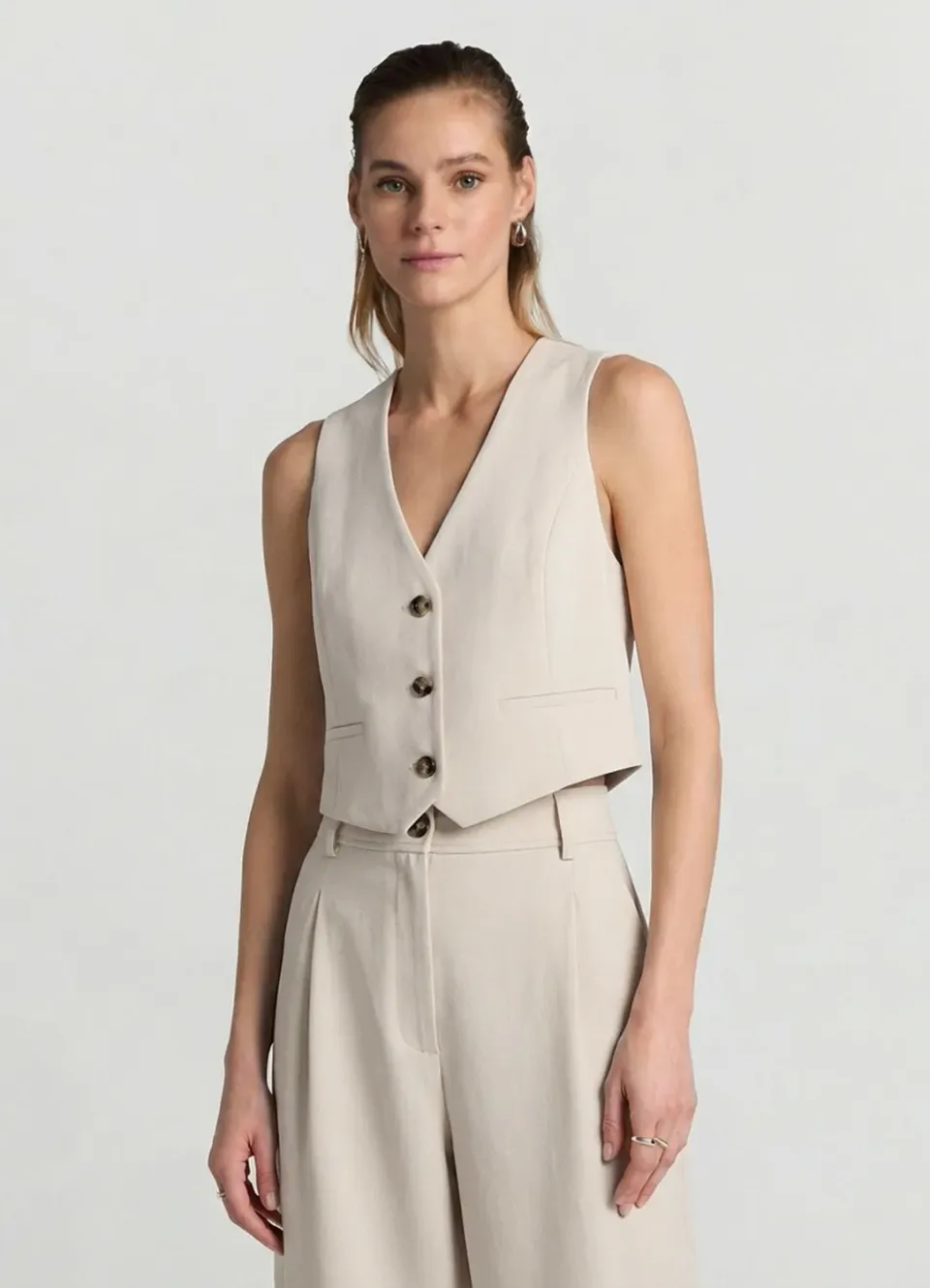 Calliope gilet court femme col V 3 boutons